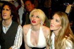 Josh Groban e Courtney Love (Cantores)