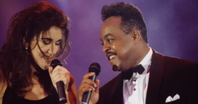 Morreu Peabo Bryson. Céline Dion recorda os momentos de alegria que o dueto com o cantor lhe trouxe