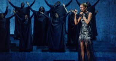 Céline Dion em Paris: 2ª noite sem alterações | Rihanna e Kim Kardashian na plateia